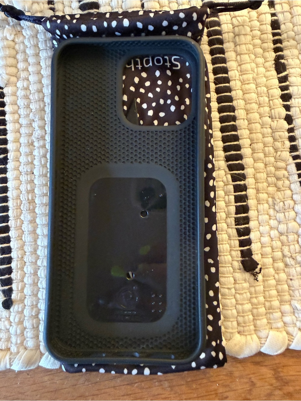 Loopy Cases - Picture 3 of 3